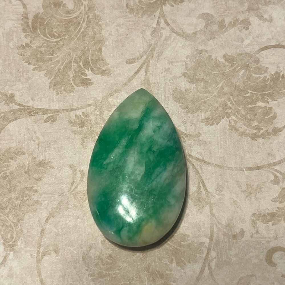 Tear drop jade